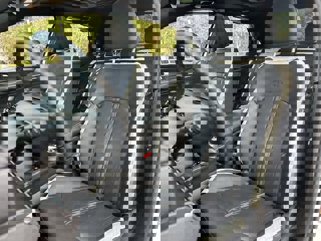 Vehicle image 11 of 26