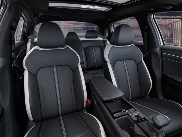 Vehicle image 15 of 27