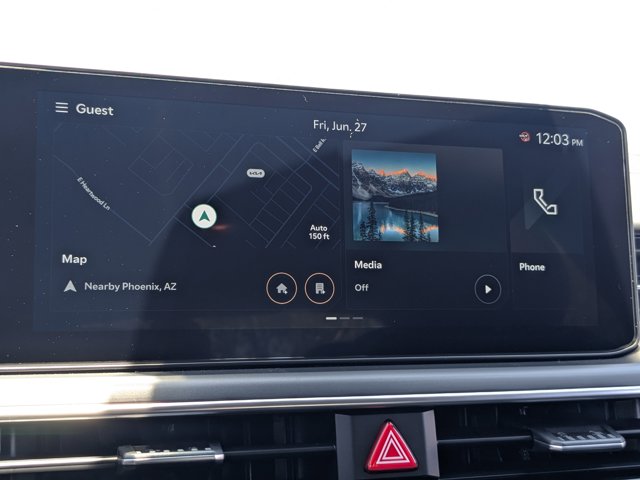 Vehicle image 21 of 31