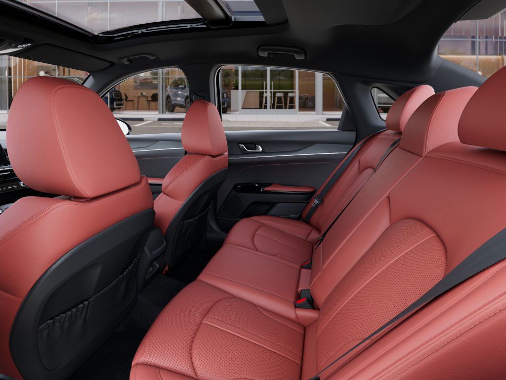 Vehicle image 13 of 27