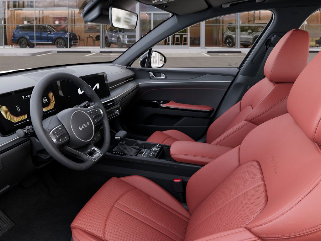 Vehicle image 17 of 27