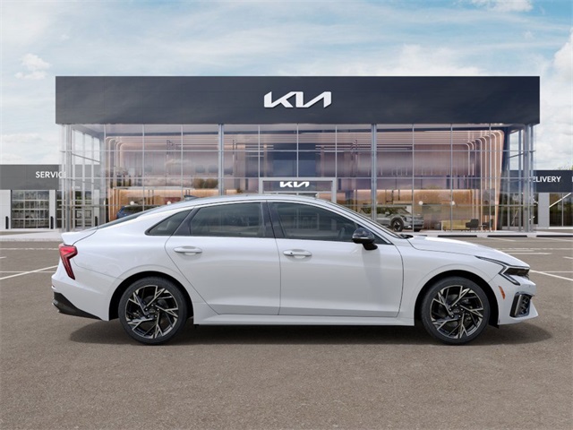 Vehicle image 5 of 27