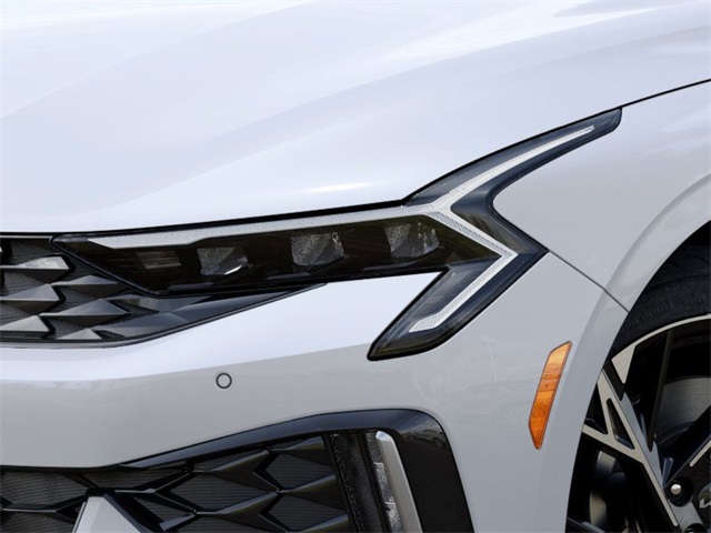 Vehicle image 11 of 27