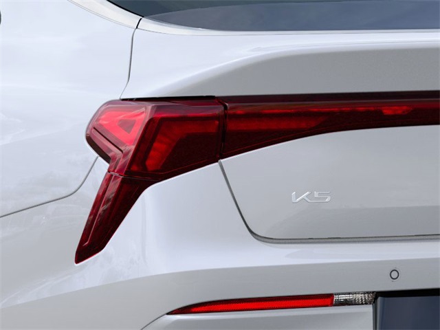 Vehicle image 12 of 27
