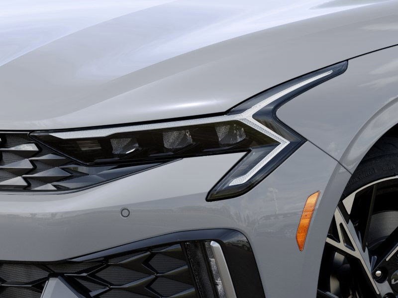 Vehicle image 11 of 27