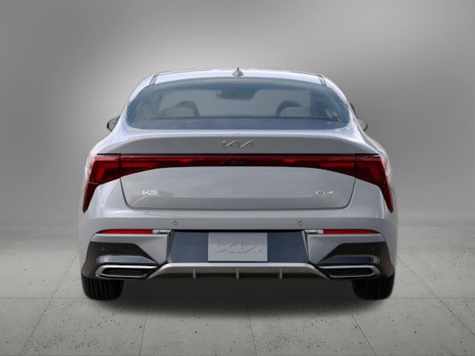 Vehicle image 7 of 27