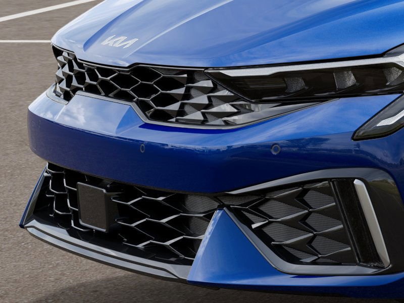 Vehicle image 13 of 27