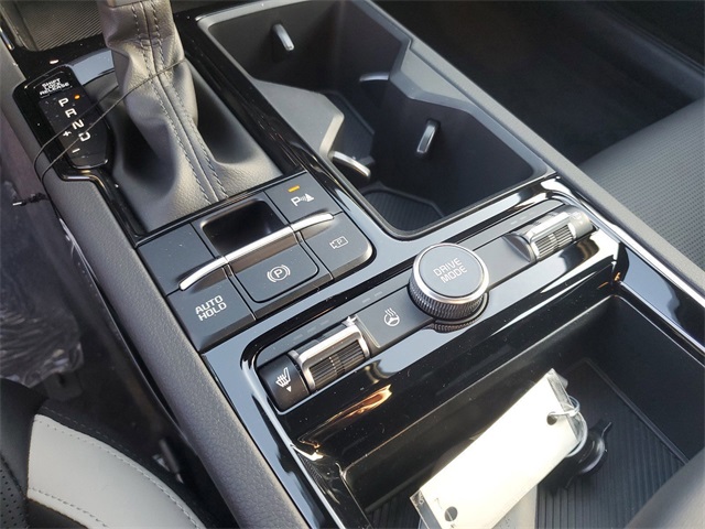 Vehicle image 18 of 30