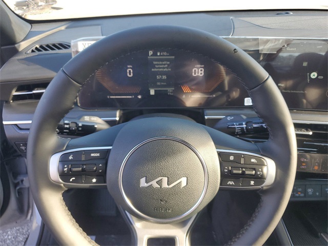 Vehicle image 13 of 30