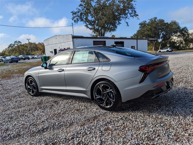 Vehicle image 3 of 22