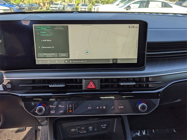 Vehicle image 15 of 23