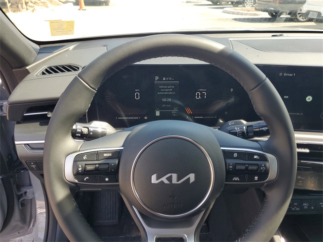 Vehicle image 12 of 32