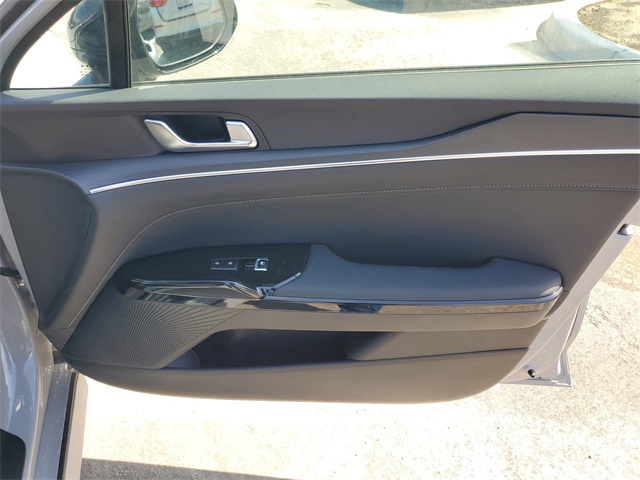 Vehicle image 32 of 32