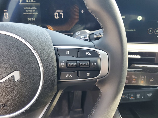 Vehicle image 11 of 32