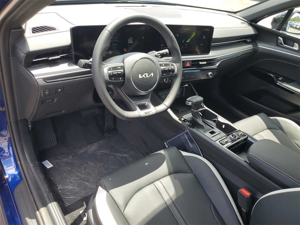 Vehicle image 6 of 29