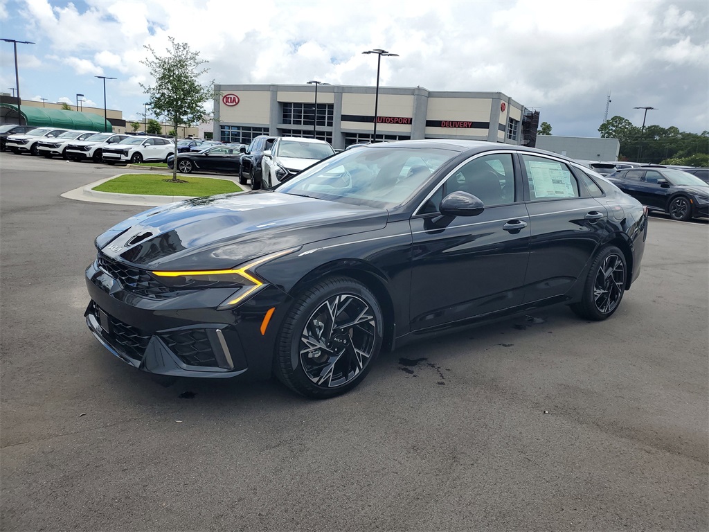 Vehicle image 1 of 30