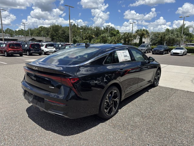 Vehicle image 4 of 33
