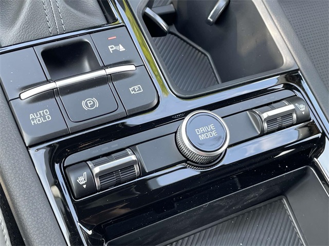 Vehicle image 28 of 37