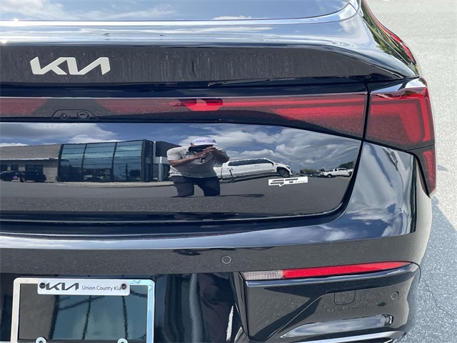 Vehicle image 9 of 37