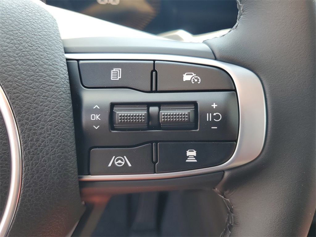 Vehicle image 29 of 30