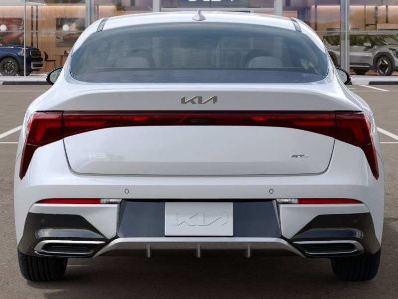 Vehicle image 8 of 27