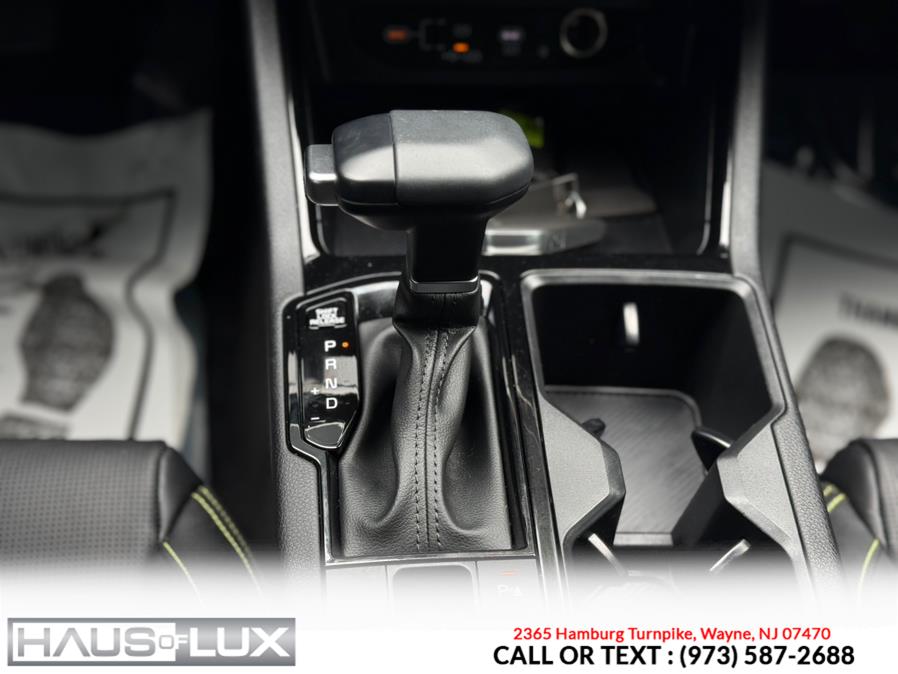 Vehicle image 30 of 42