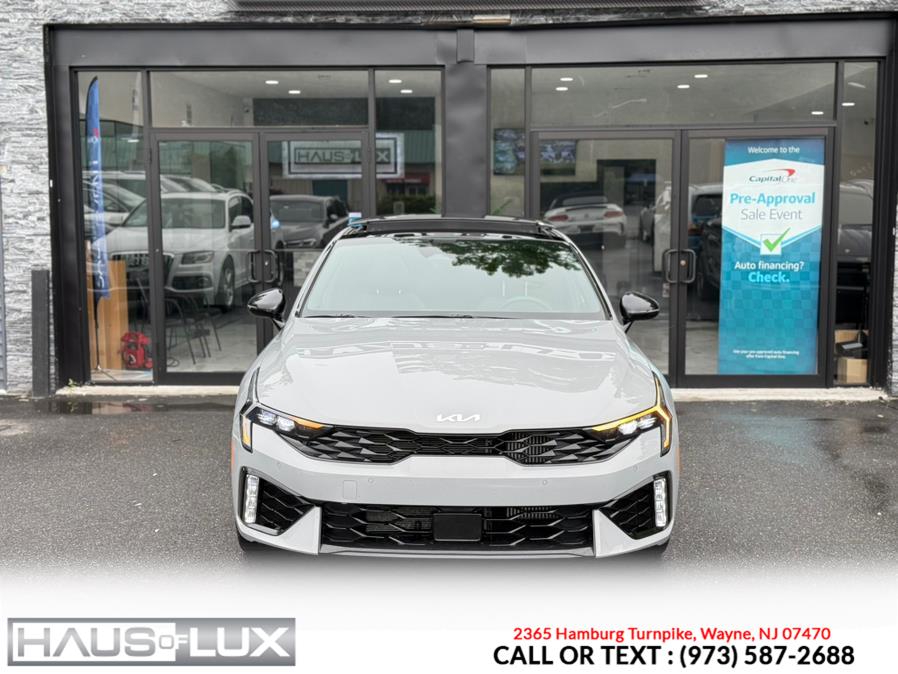 Vehicle image 2 of 42