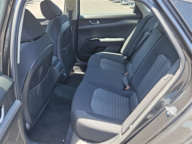 Vehicle image 9 of 22