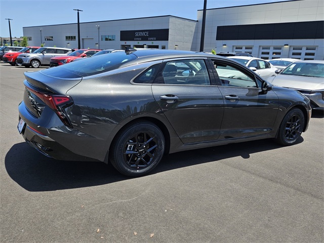 Vehicle image 3 of 22
