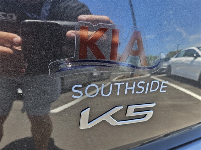 Vehicle image 22 of 22