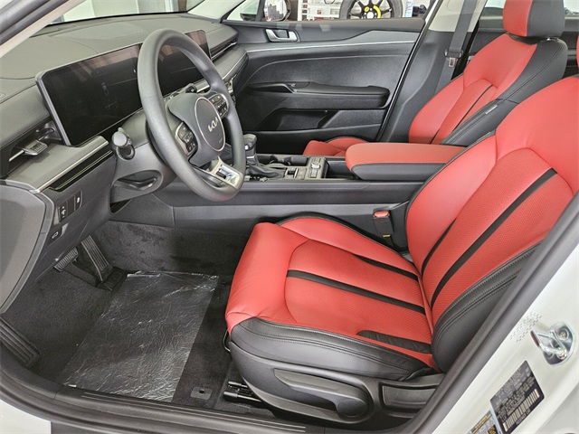 Vehicle image 19 of 20