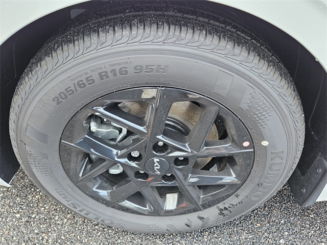 Vehicle image 7 of 22