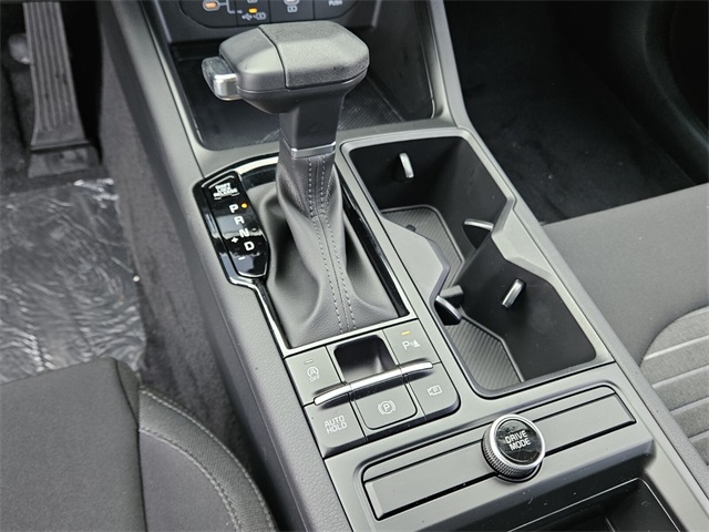 Vehicle image 15 of 22
