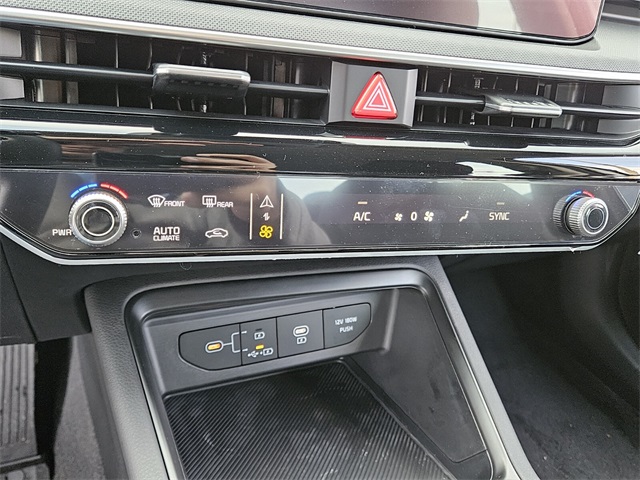 Vehicle image 22 of 22