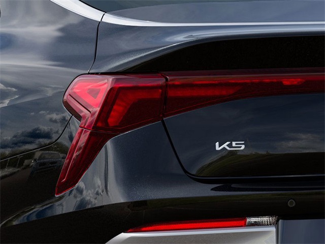 Vehicle image 12 of 27