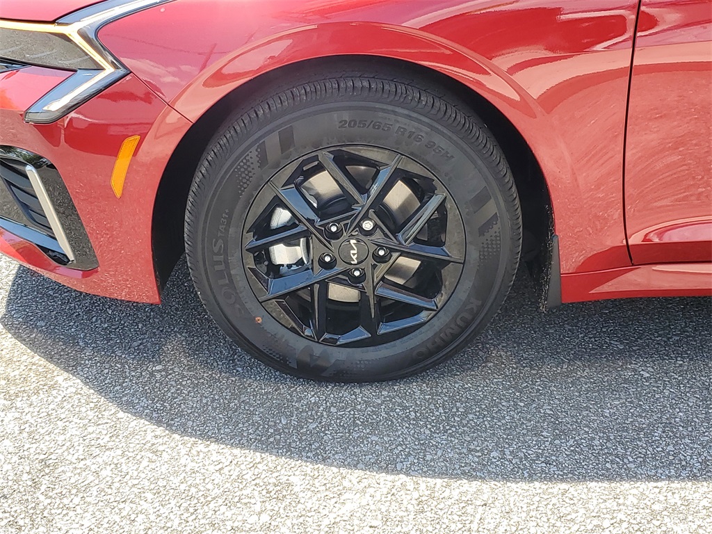 Vehicle image 27 of 27