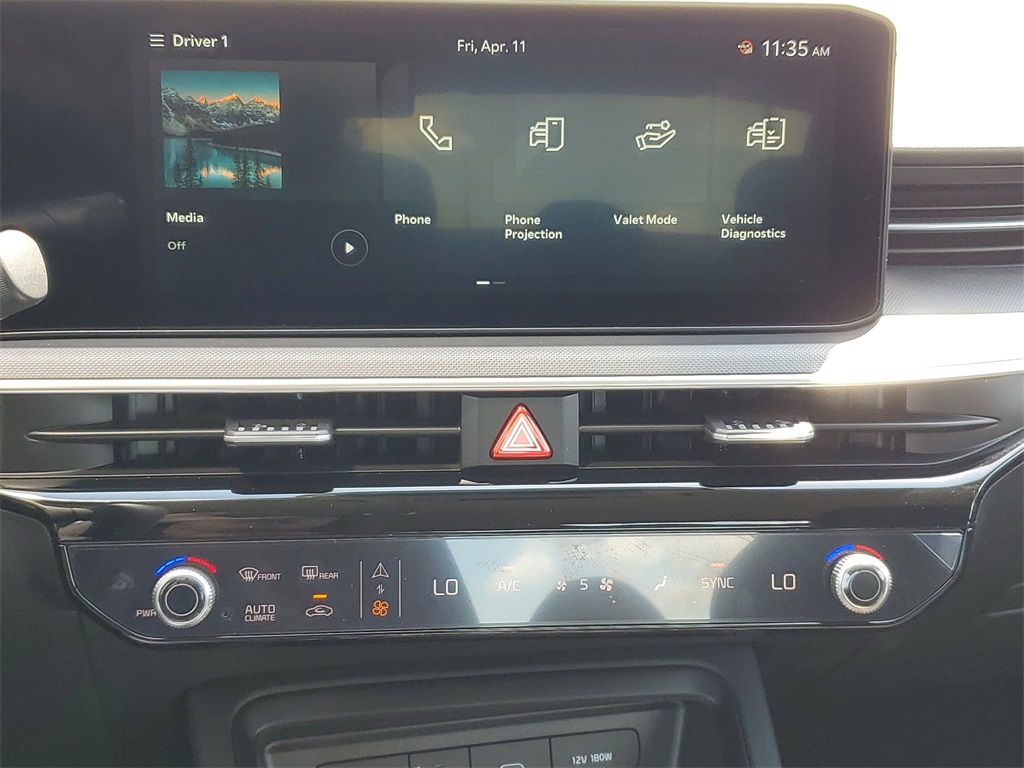 Vehicle image 14 of 27