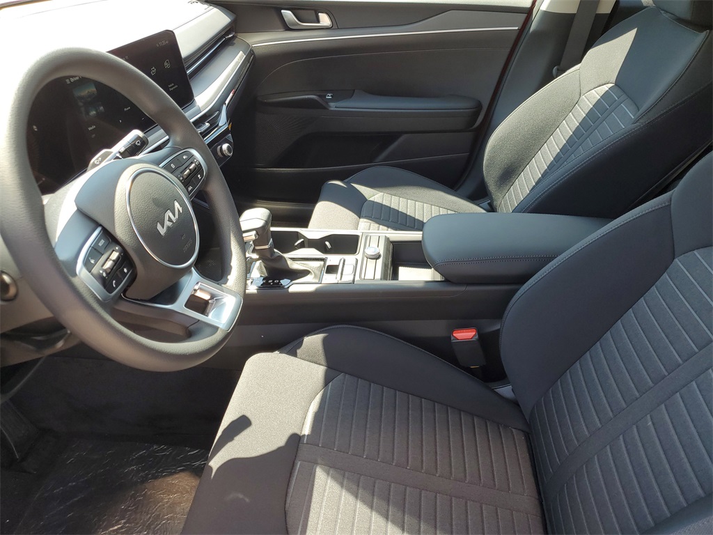 Vehicle image 5 of 27