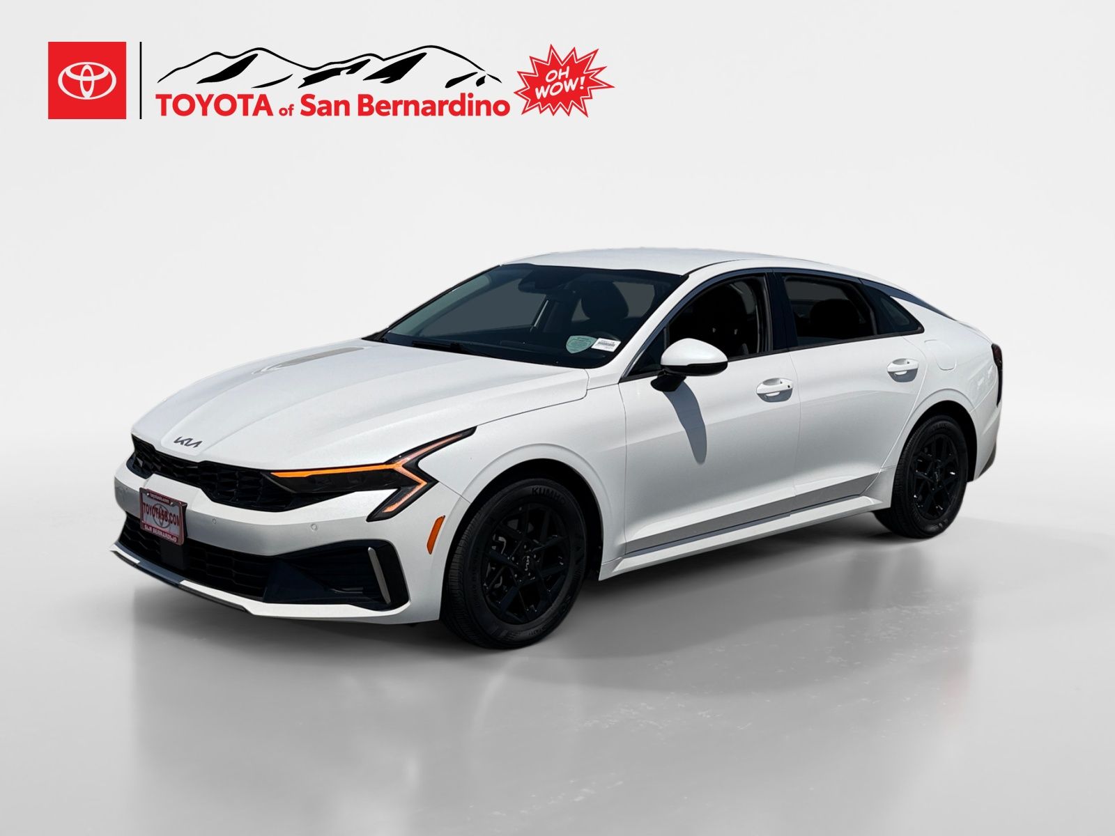 2025 Kia K5 LXS Image 1 of 24