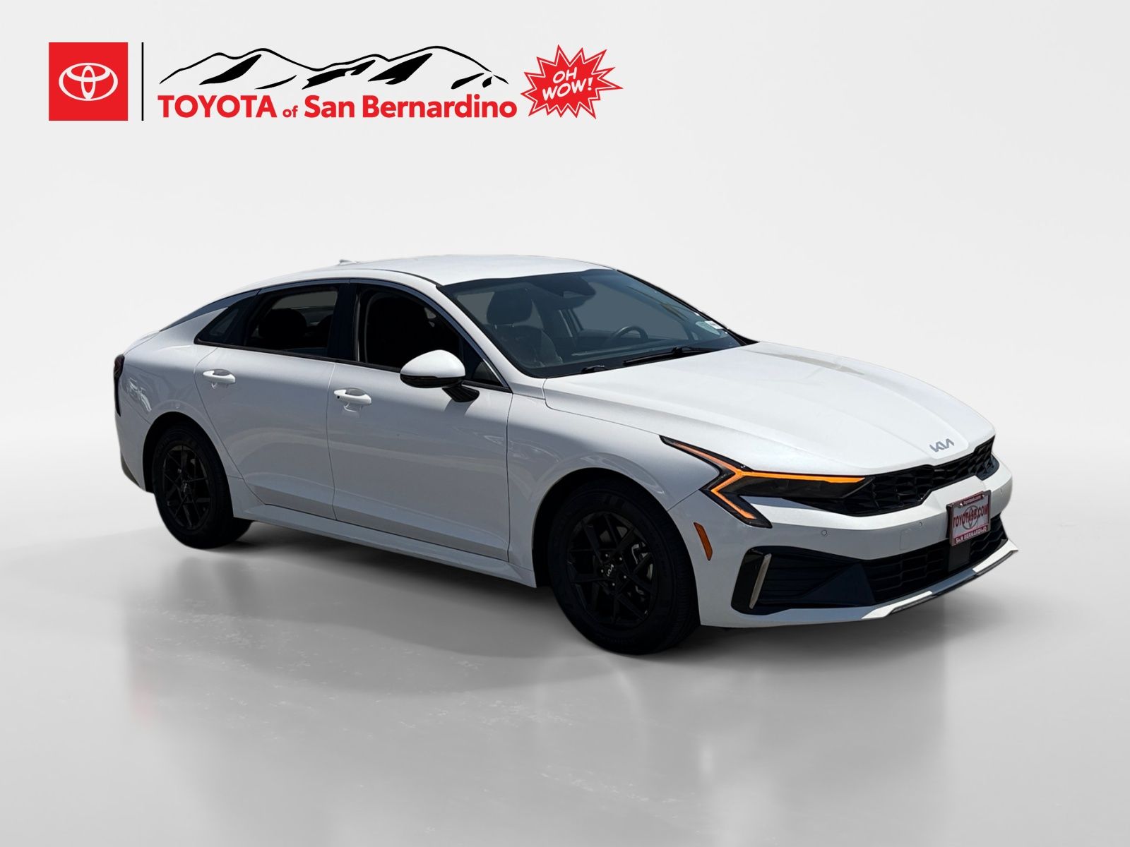 2025 Kia K5 LXS Image 3 of 24