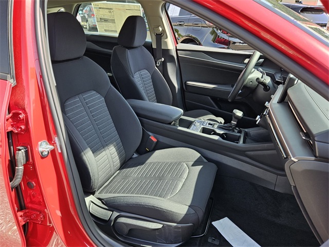 Vehicle image 8 of 22