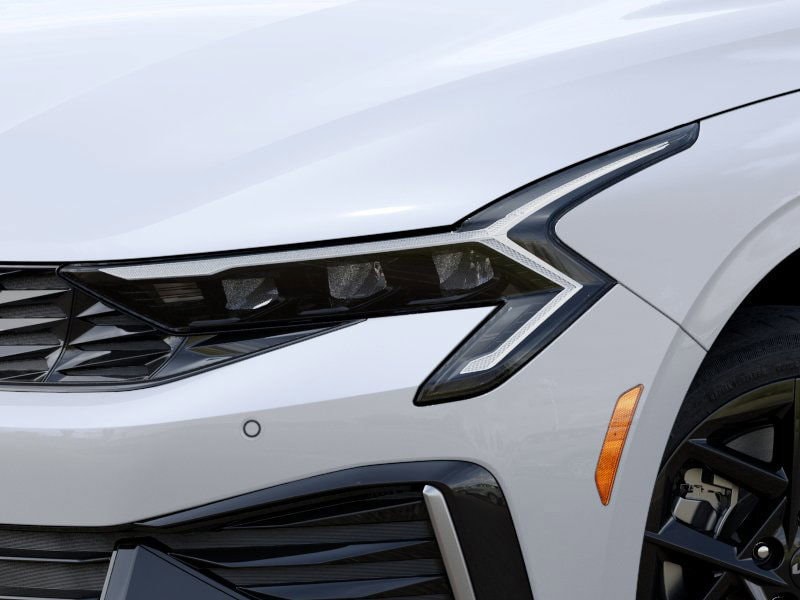 Vehicle image 11 of 27
