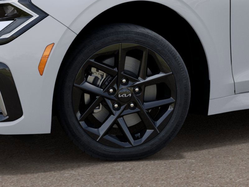 Vehicle image 10 of 27