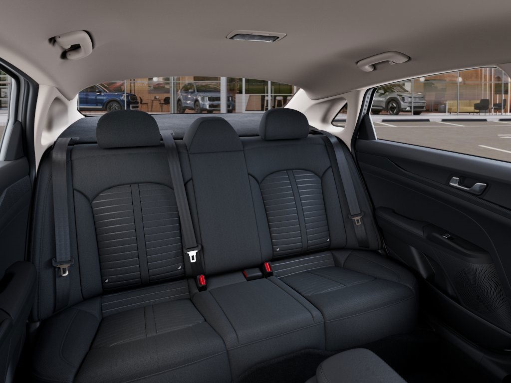 Vehicle image 16 of 27