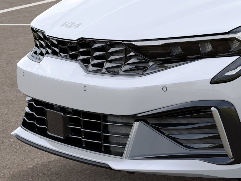 Vehicle image 13 of 27