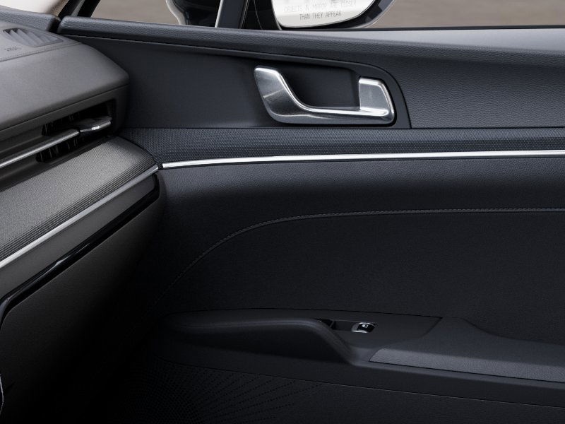 Vehicle image 25 of 27