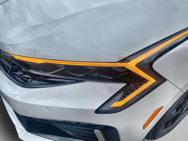 Vehicle image 6 of 31