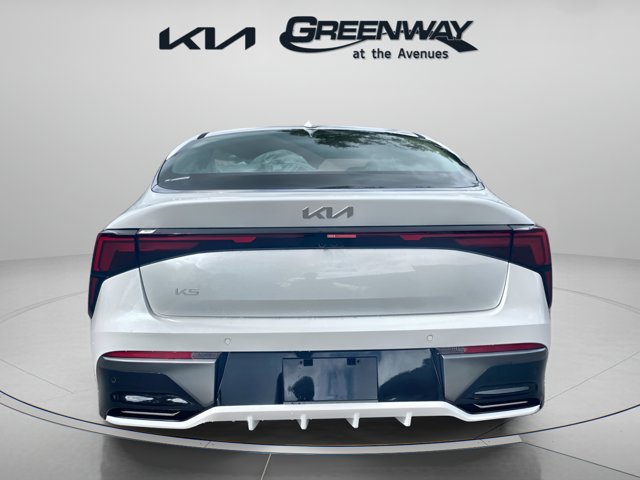 Vehicle image 4 of 31