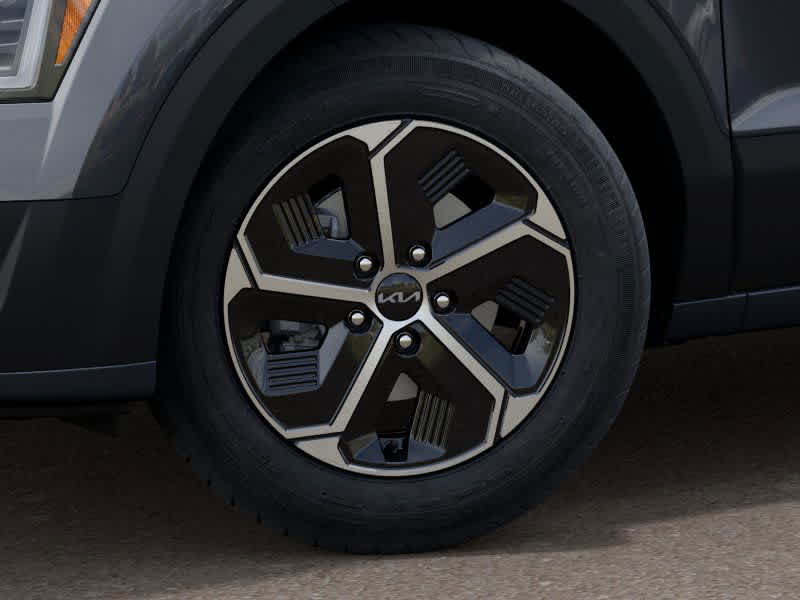 Vehicle image 10 of 27