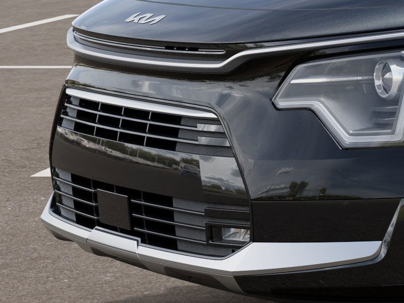 Vehicle image 13 of 27